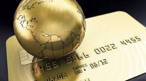 Cartão de Crédito Internacional — O Que Saber Antes de Usar Fora do Brasil